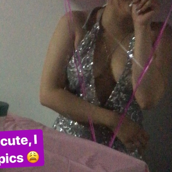 Romper - Picture 2 of 7